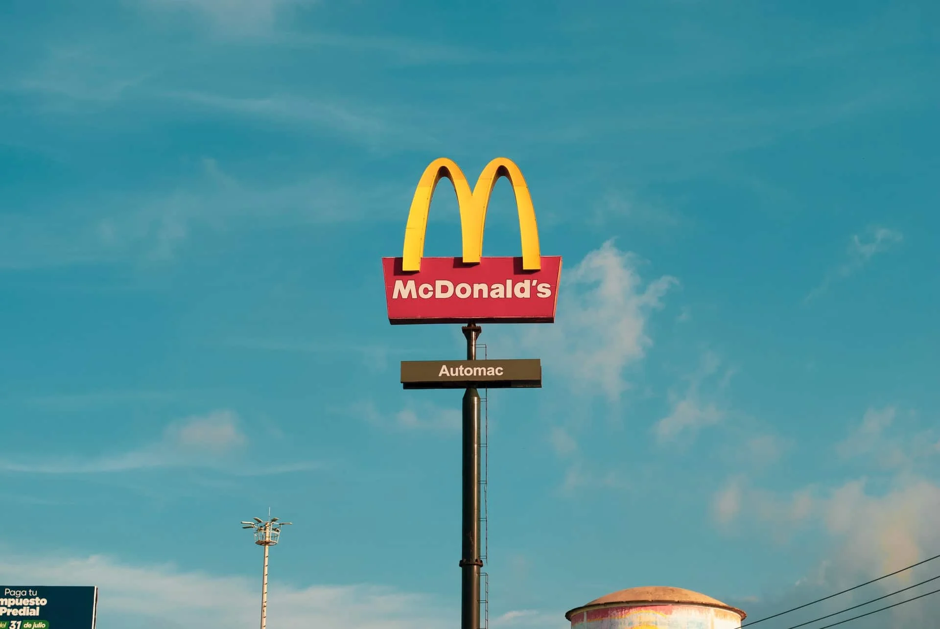 Placa do McDonald's — Automac